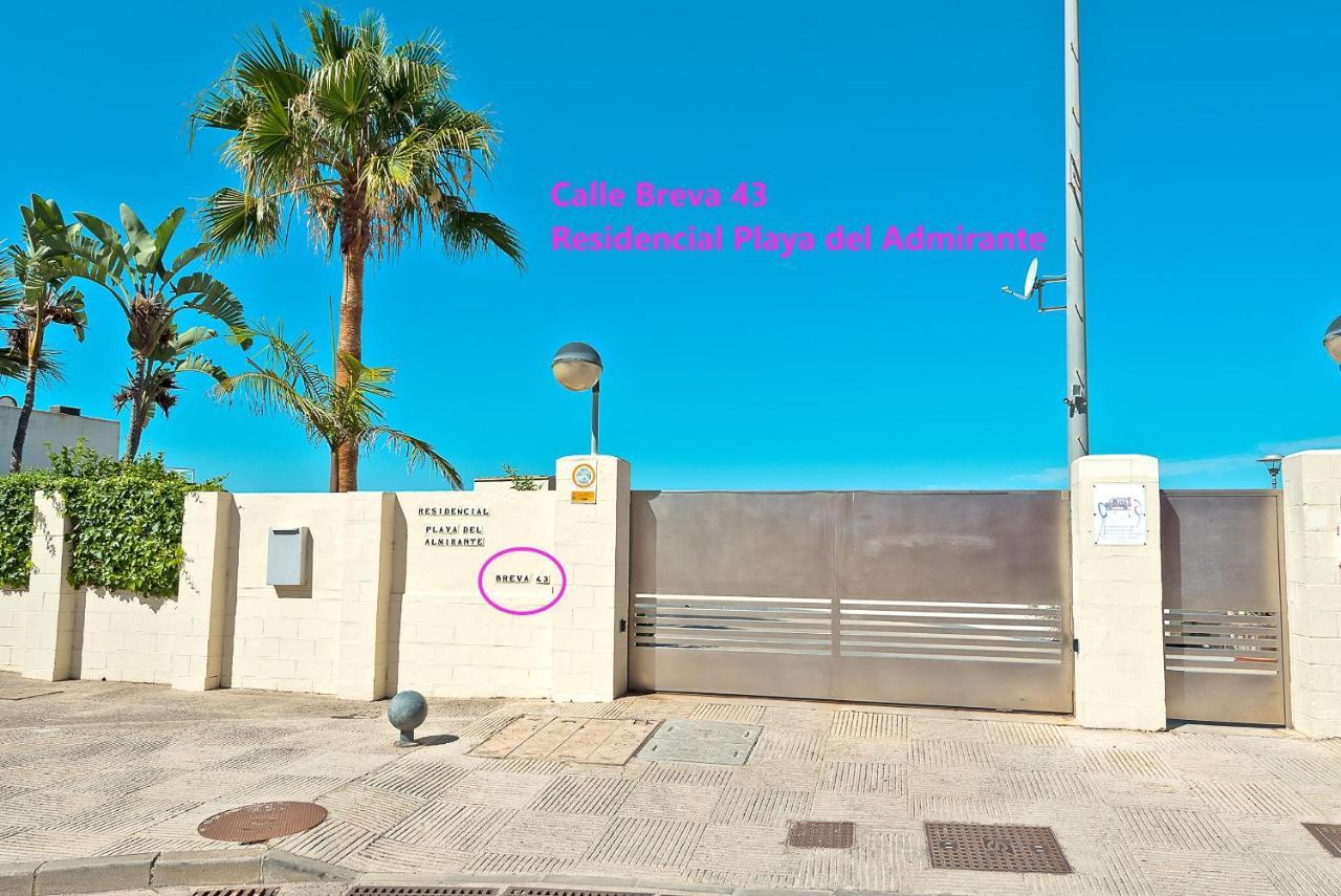 On Beach Deluxe Apartment With Pools And Own Garden เอลปูแอร์โต เด ซานตามาริอา ภายนอก รูปภาพ