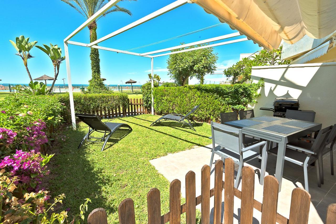 On Beach Deluxe Apartment With Pools And Own Garden เอลปูแอร์โต เด ซานตามาริอา ภายนอก รูปภาพ